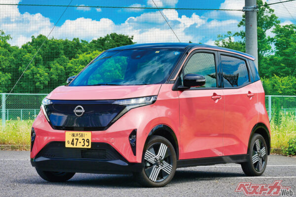 第2位は日産 サクラ（253万6000～308万2200円）。日産初の軽自動車ベースのBEV。航続距離は180kmで、日産自慢のプロパイロットも装備可能