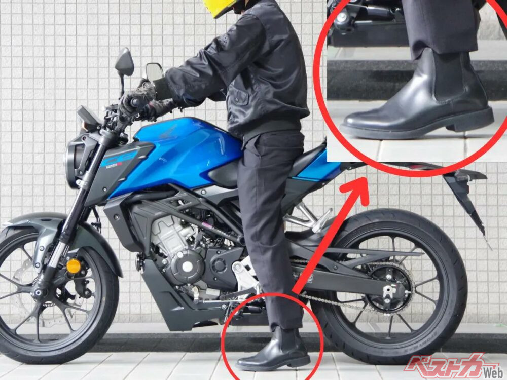 CB125Rはフルサイズで足付きは微妙！ 軽さと慣れでカバーしたい【165cm