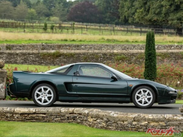 他の80-90年代スポーツカー同様、現代車にはない独特のプロポーションを持つ初代NSX。その魅力をいち早く評価したのが、日本人ではなく外国のクルマ好きというのが少々物悲しい…。