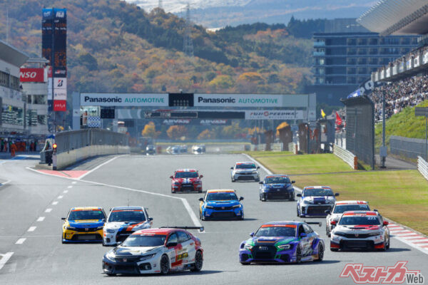 11月16日(土)~17日(日)に富士スピードウェイで行われたENEOSスーパー耐久シリーズ2024の様子