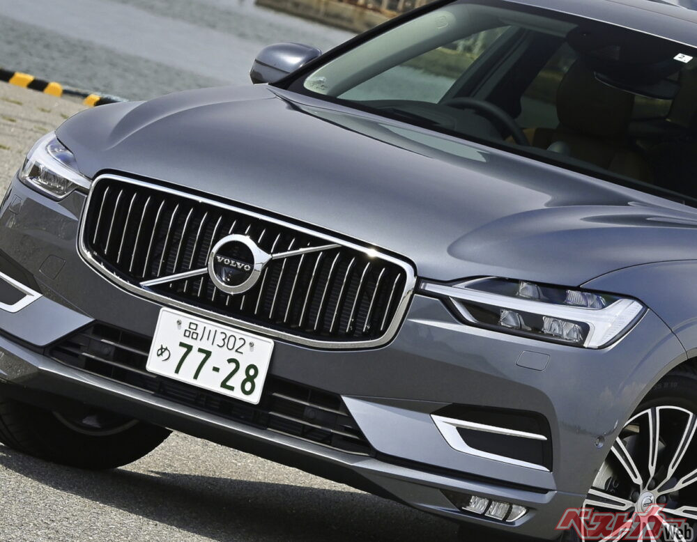 今が絶対買い時!!! レクサスに負けない高級感で200万円台!? 中古の