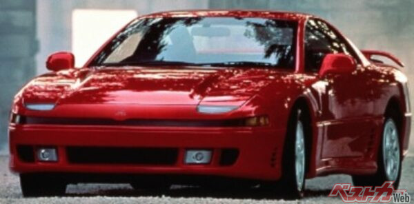 三菱「GTO」（1990年～2001年）。1,840mmの全幅とボリューム感たっぷりのフォルムによって、存在感や迫力は満点