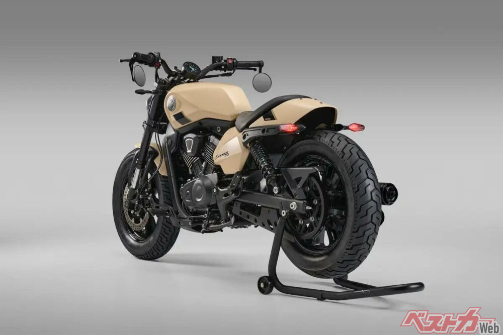 2024-12-14 19-08-34Benelli-Leoncino-Bobber-400-2