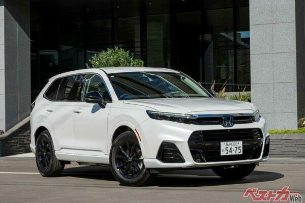 ボディサイズは全長4805×全幅1865×全高1690mmとミドルサイズのSUV