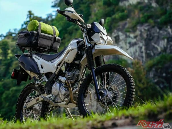 「KLX230 シェルパ」12/25（水）発売決定！ 63万8000円で3色のカラーバリエーション