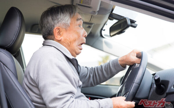 脳活ドリルを日頃から行えば「判断力」「記憶力」など6つの「運転脳」が自然と強化! ヒヤリとすることの予防にもつながる(※画像はイメージ)