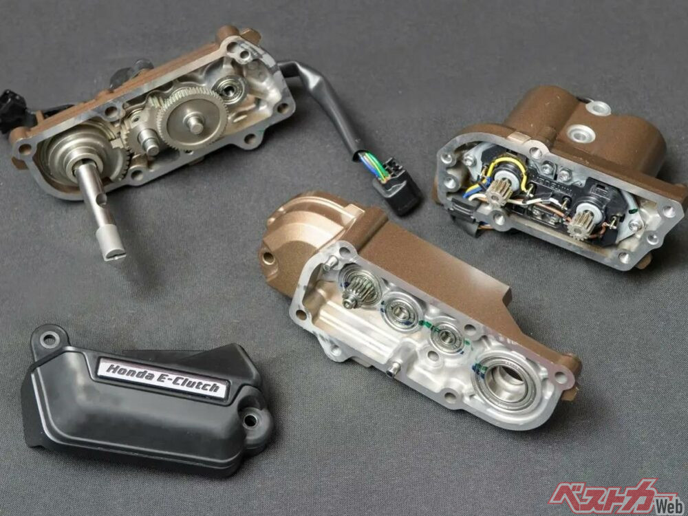 Eクラッチのメカニズムはシンプルで、既存のエンジンへの搭載も容易いという。