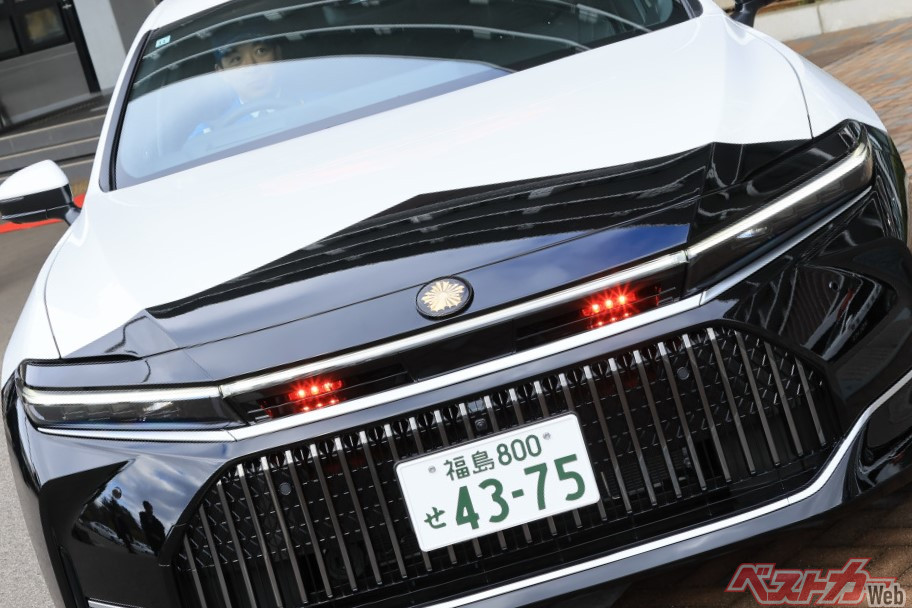 トヨタ クラウン パトカー (AR2521) 2022年 限定モデル トヨタ クラウン パトカー (AR2521) 2022年 限定モデル