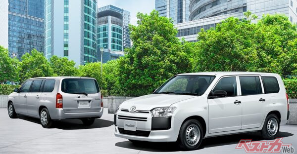 積んで移動して……。働くクルマとして活躍中のトヨタプロボックス。四角いカタチがいいね~