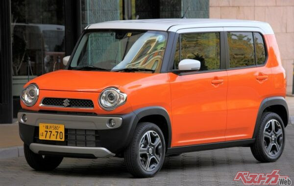 13年も前のクルマとは思えないほど古さを感じさせないデザインは◎