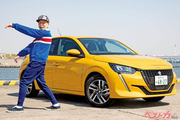プジョーに乗るならお約束のライオンマークのマネ！ 独特のホンワカムードはなくなってきたが、フランス車はいつも気になる存在だ
