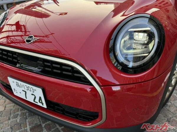 10年ぶりにフルモデルチェンジした[新型ミニクーパー]は変わっていないようでどこが変わった？　396万円の価格に納得できたのか?