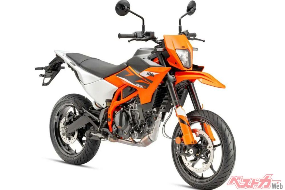 KTM 125 SMC R（2025）オレンジ