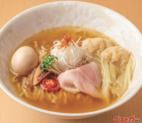 「特製塩そば」(手揉み麵)1480円