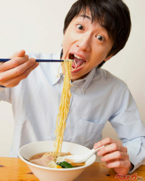 旨いラーメンがあれば人生、幸せです！（※画像はイメージ。筆者ではありません。笑）