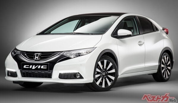 【ホンダの1.6Lディーゼルに注目】ホンダ新開発の1.6Lディーゼルエンジンは従来型の2.2Lに比べ大幅な軽量化、燃費を改善するとともに120psという充分なパワーを確保した期待のエンジン。欧州ではシビックなどに搭載される。日本市場への導入を熱望したい