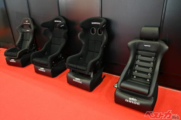 左からGR TOYOTA Gazoo Racing × GROW Design<br>AERO STABILIZING SPORT SEAT、グラマックス、ハイパーⅡ、ヒストリックスⅡ