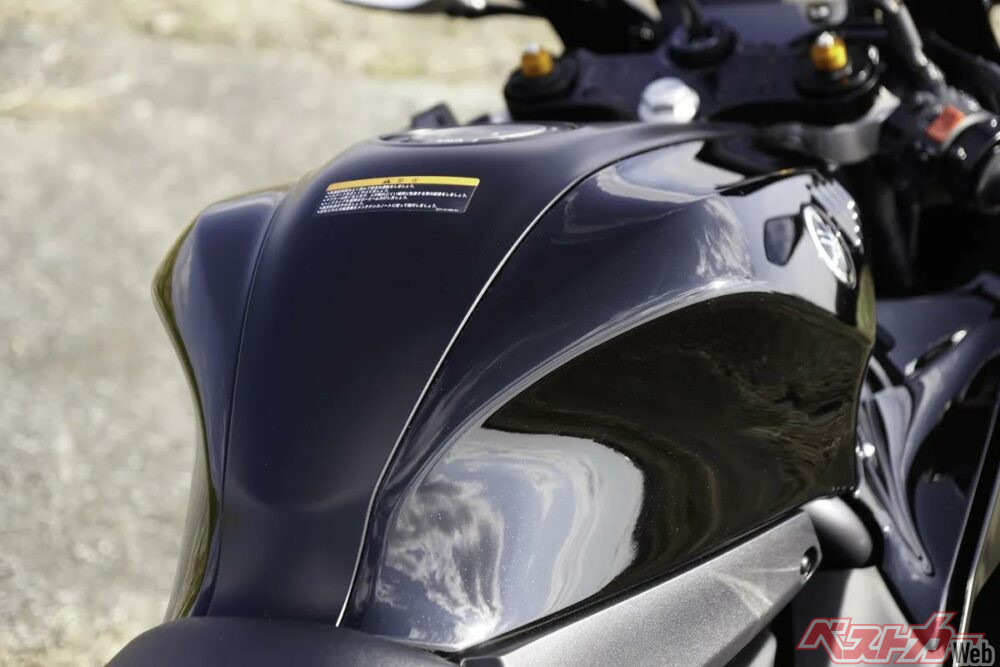 ライダー主動で深まる走り。YZF-R7は操る楽しさが凝縮したピュアスポーツモデルだ。