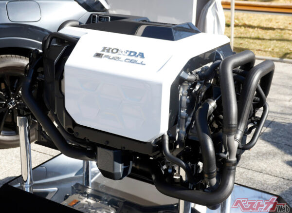 乗っていなければなかなか見る機会がないFCスタックも展示