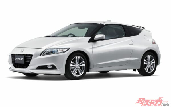 燃費とスポーティな走りを両立するモデルとして、2010年から2017年まで比較的長く販売され続けたCR-Z