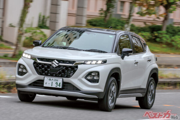 スズキ フロンクス（254万1000～273万9000円）。1.5L直4エンジン搭載。FFが101ps、4WDが91ps発生