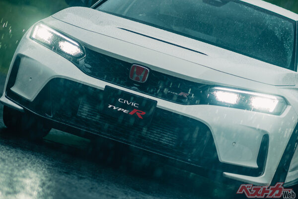 [トヨタ]一強の牙城を崩せるか!?　トヨタ [GRカローラ]とホンダ [シビックタイプR]を比較!!