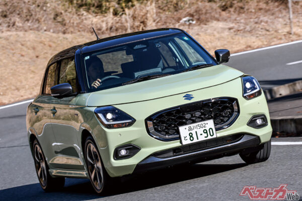 スズキ スイフト（172万7000〜233万2000円）。2023年末に新型となったスイフト。エンジンは新開発で、安全装備も充実