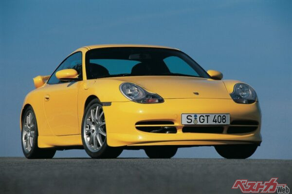 996型でも写真のGT3やターボは現在1000万を超えるのが当たり前に。台数が少ないのでここから価格が下がることは…ほぼないと言えるだろう。