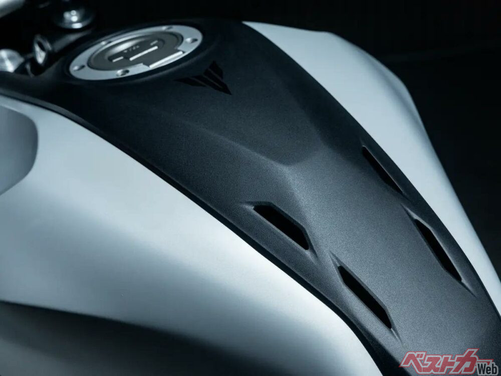 2025_YAM_MT07A_EU_MLNM4_DET_004_03_2025-02-04 11-19-41