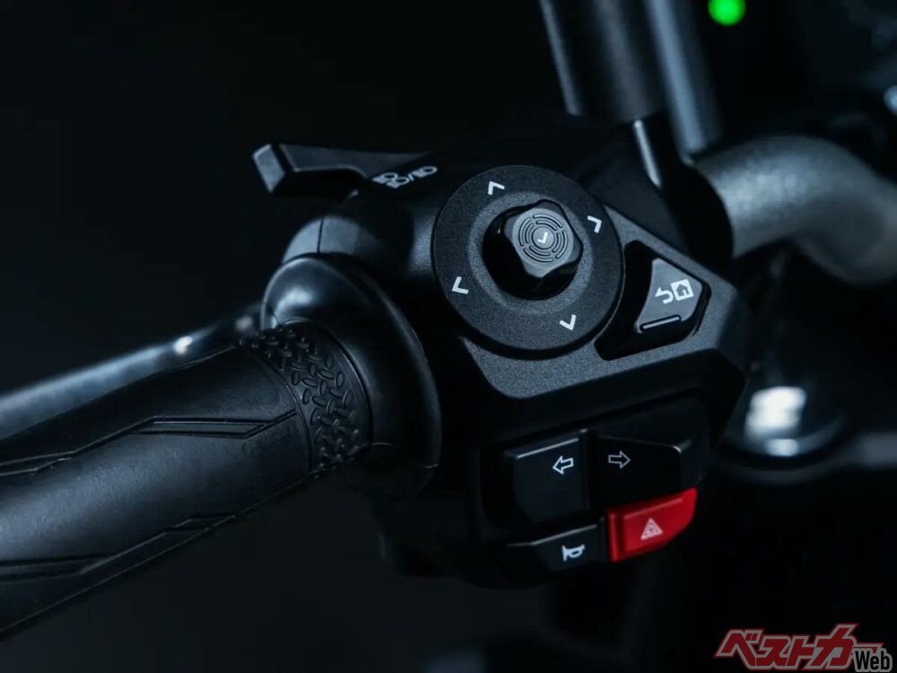 2025_YAM_MT07A_EU_MLNM4_DET_011_03_2025-02-04 10-19-42