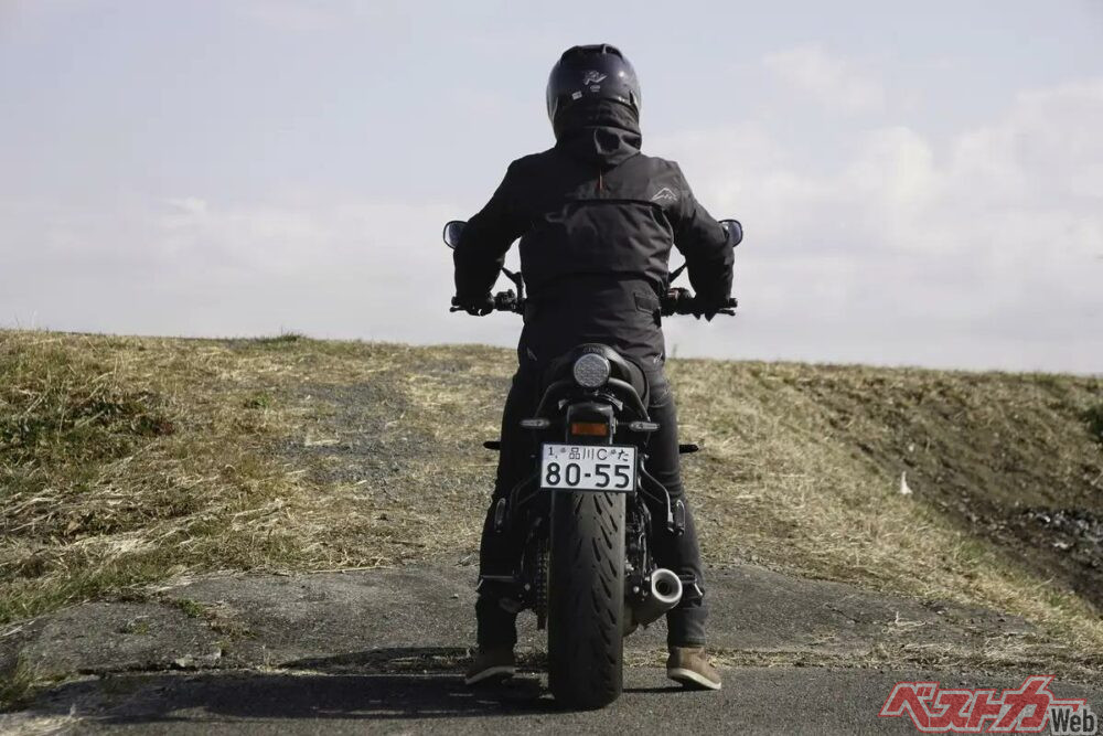 ツインエンジンの新基準！　「270度クランク」人気に火をつけたヤマハ「CP2」