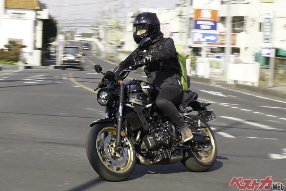 ツインエンジンの新基準！　「270度クランク」人気に火をつけたヤマハ「CP2」