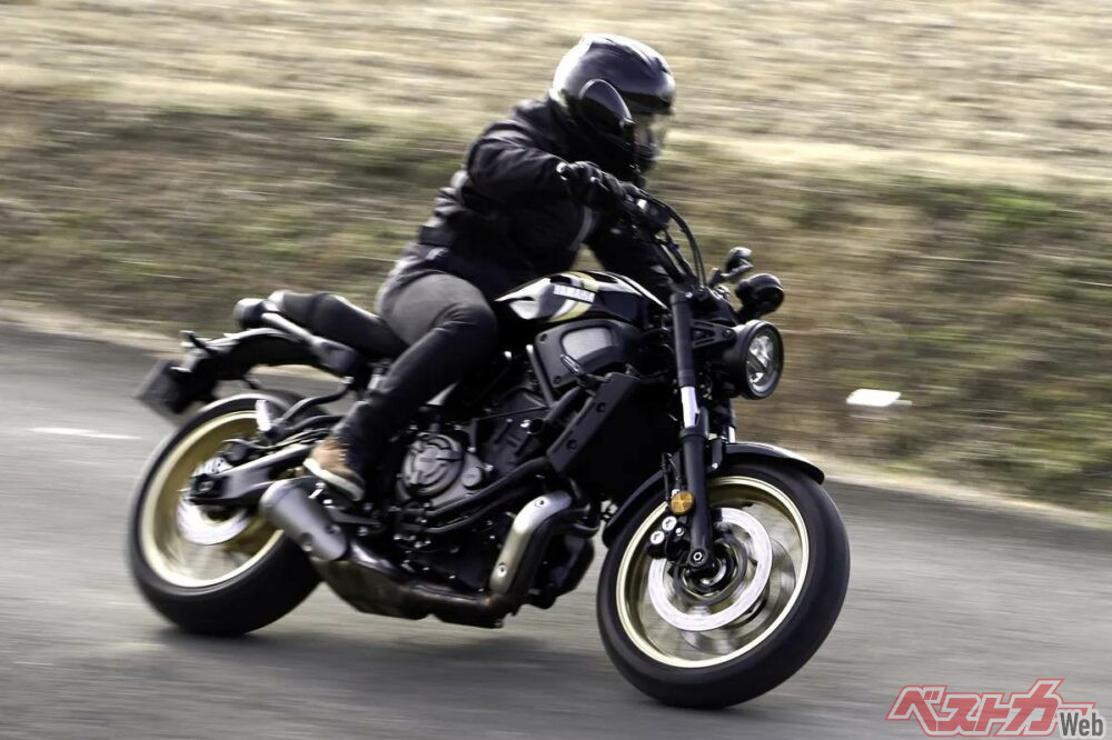 ツインエンジンの新基準！　「270度クランク」人気に火をつけたヤマハ「CP2」