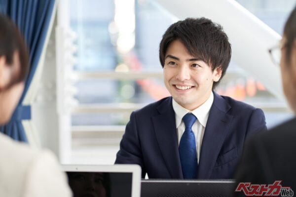 店舗ごとではなく、会社一丸となることが大切(mapo@Adobestock)