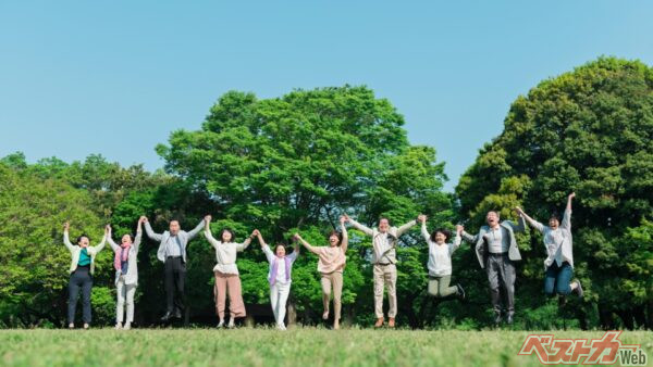 心のこもった接客はAIでは成しえない人間にしかできないものであろう(One@Adobestock)