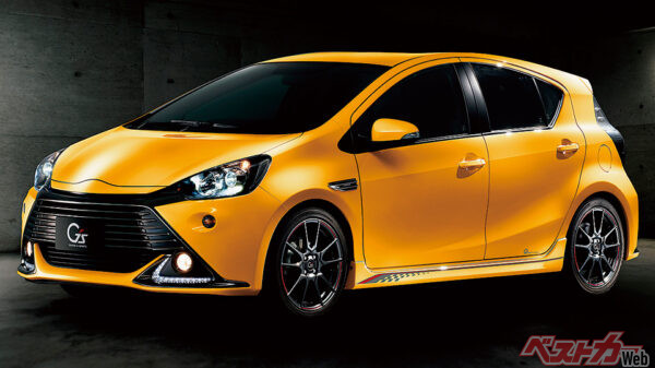 Gより35万円高の222万円！ ノーマルと明確に差別化されたスポーティなフロントマスクがアクアG’Sの大きな魅力だ