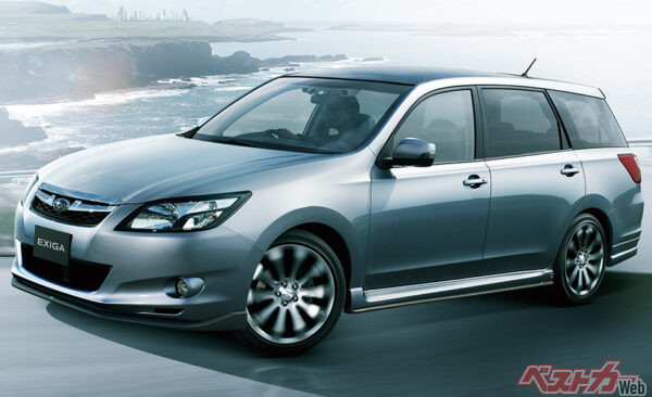 スバル エクシーガ。2013年10月の販売は216台。ミニバンでWRCに参戦だぁ！ 意外と似合うかも