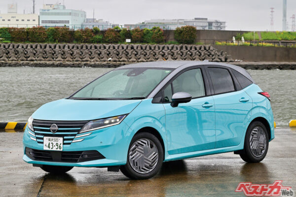 ノートe-POWER。e-POWERを搭載したことによってV字回復した。1.2L、e-POWERを搭載。WLTCモード燃費は23.8～28.4km/L