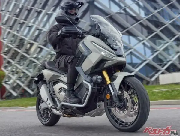 ホンダ新型X-ADVが入手困難！ 今から予約しても入荷は来年2月！？　リセールバリューも圧倒的に高い