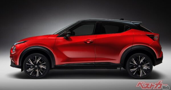 サイドビューも、ヤバすぎるほどシャープさにあふれるデザインに仕上がっている