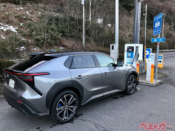 EVの自動車重量税は2回目車検まで免税。国によるEV補助金は2025年も55万円を上限と、変更なく継続される