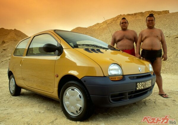 1992年にデビューしたルノートゥインゴ