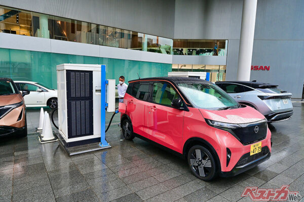 EV充電スポットの数は増加傾向にあるが、必要な場所に必要な数は足りていない？