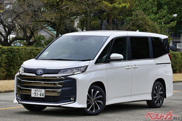 トヨタ ノア