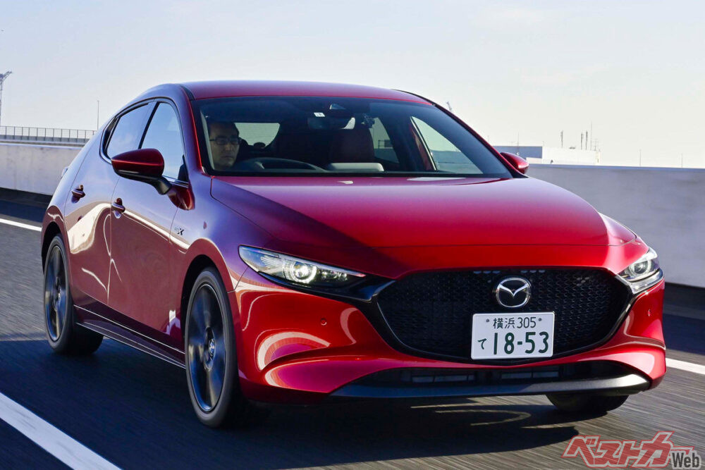 マツダ3