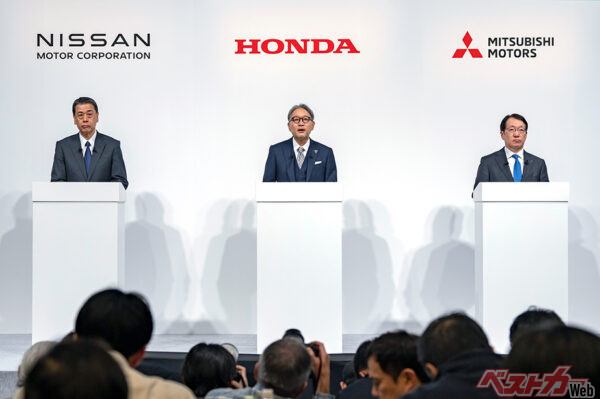 昨年（2024年）12月23日には、2026年8月までに両社を傘下に置く共同持ち株会社を設立するという計画を発表していた