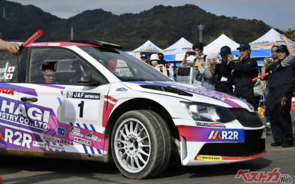 無事に治って何より……それにしてもタフさが◎