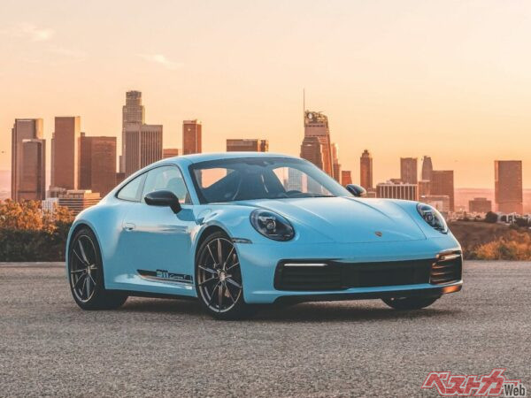 販売時「これは売れる」と誰もが予想したカレラT。しかし、売れすぎたのか…911としては変わった中古車相場、流通台数を形成している。