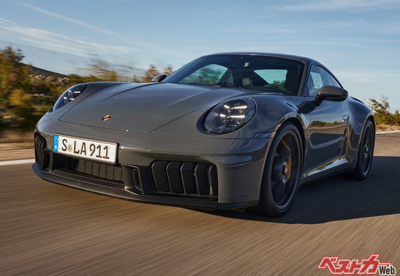 いまや911にもハイブリッドが搭載されている。写真は911初のハイブリッドシステムが搭載されたカレラGTS