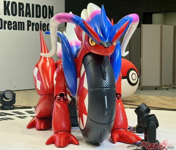 手足の造形も非常に細かく再現されている